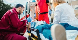 کمک های اولیه در مواقع اورژانسی